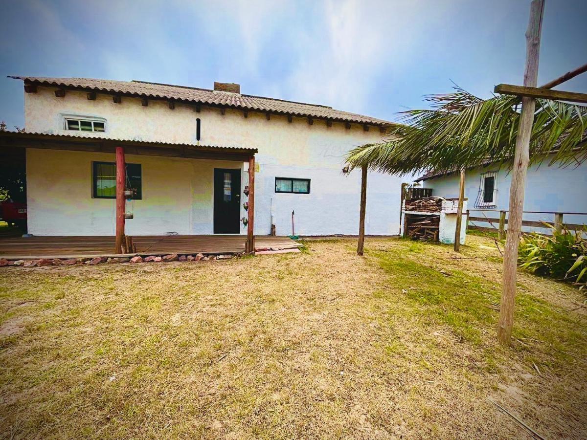Aguas Dulces Hostel Exterior photo